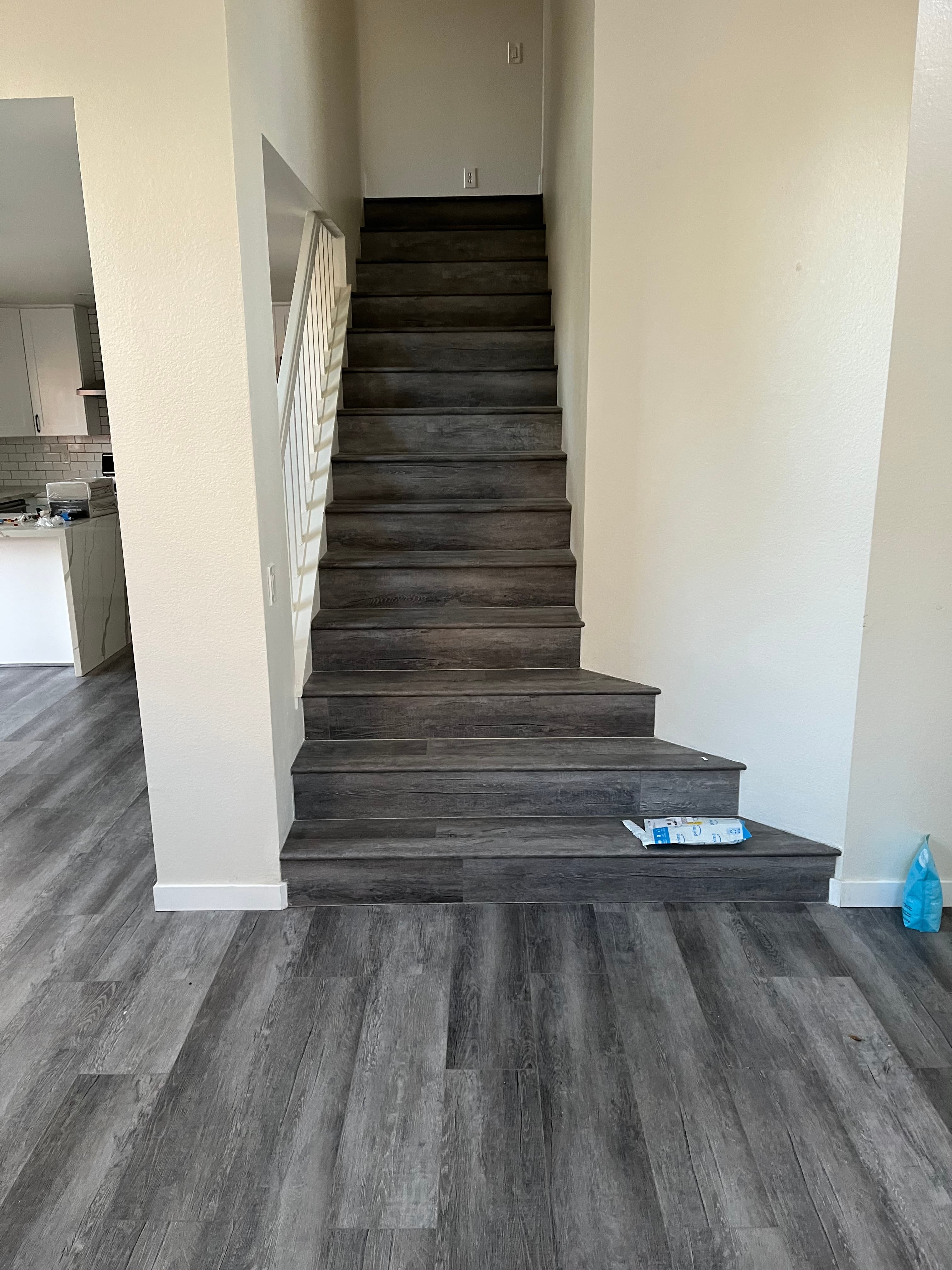Flooring & Decorative Accents